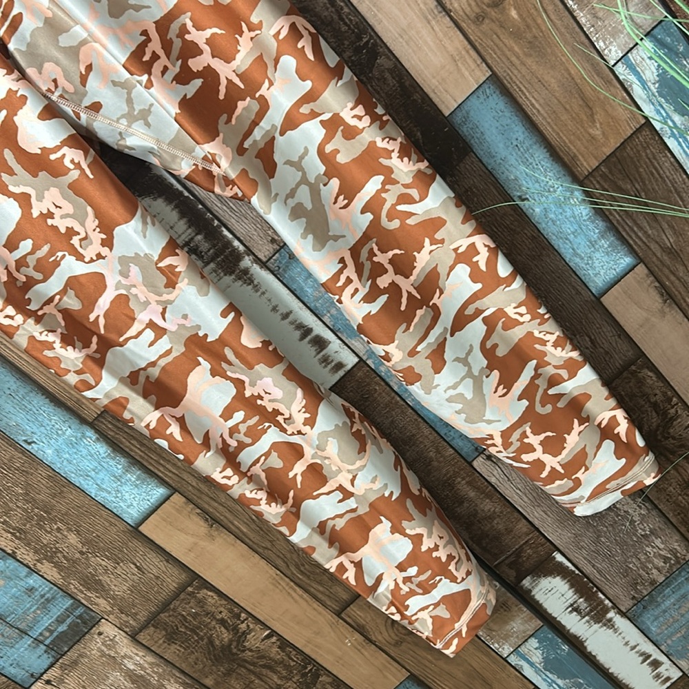 Nike dry fit small camouflage leggings - Picture 5 of 13